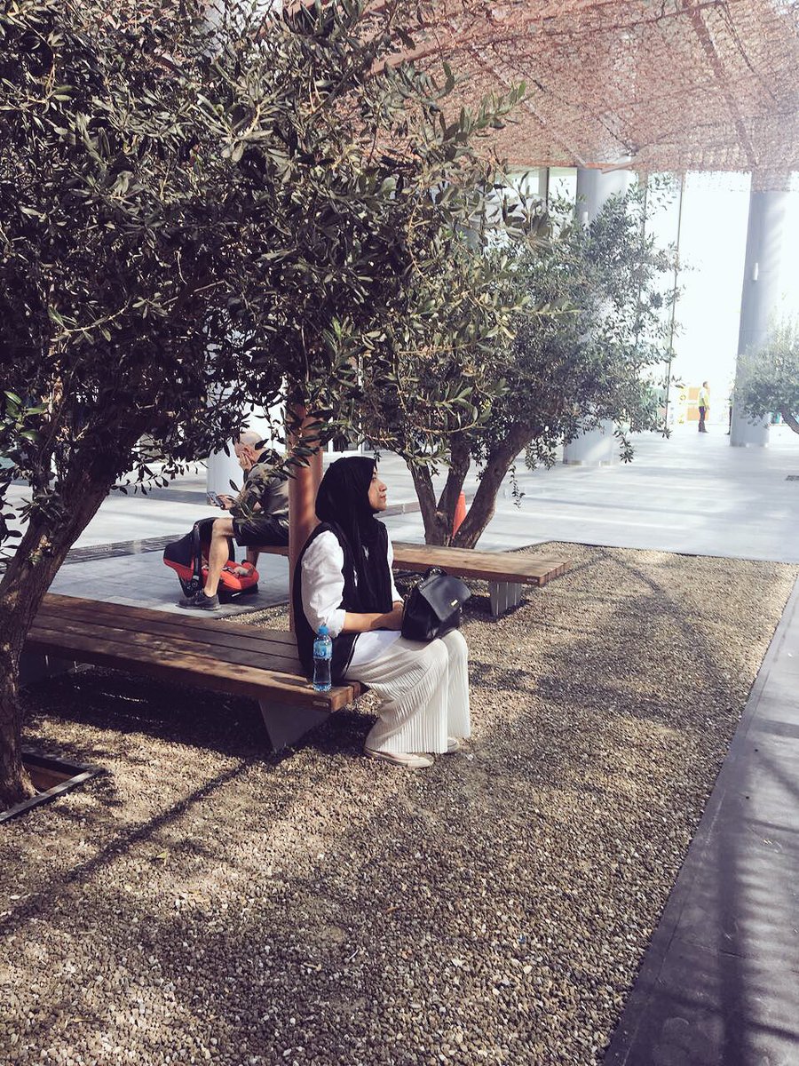 OtulbXO's tweet photo. #DUBAIDESIGNWEEK2017 memories ๐โฅ๏ธ https://t.co/1PfM1jjm25