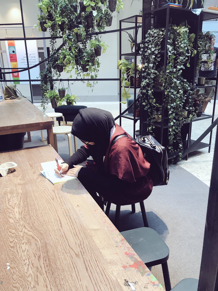 OtulbXO's tweet photo. #DUBAIDESIGNWEEK2017 memories ๐โฅ๏ธ https://t.co/1PfM1jjm25