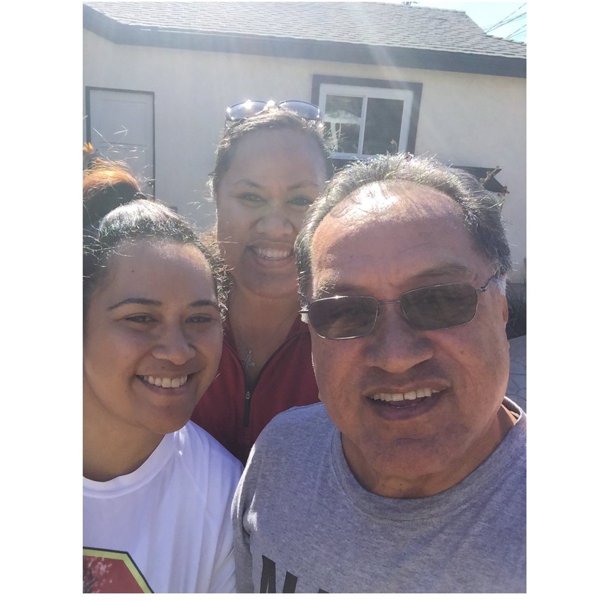 LManuma9's tweet photo. Special shout outs to my copilot, travel buddy & plansticker! Love you, @mmanuma15 (Bonus selfie with Dad also ππ) β€οΈ #fogbusters #12hourturnarounds #roadtrippin https://t.co/uOS9esltMF