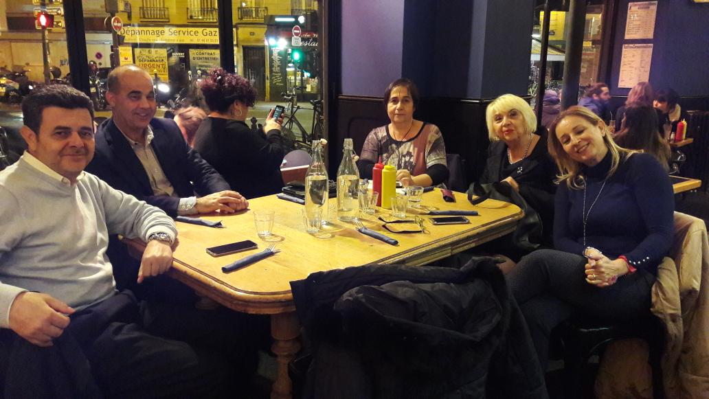 Il gruppo si rifocilla 
@latiranna 
<a href="/lillycoss64/">lillycoss64</a> 
@piero_solinas1 
<a href="/pierpiero/">Piero Piasotti</a>
<a href="/annarepr/">Annarella  Perra</a>