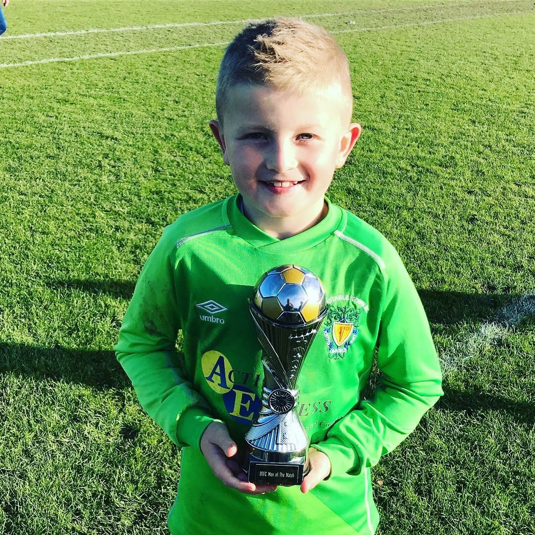 reedy84's tweet photo. My boy Finley winning man of the match today. Goalkeeper in the making @WatfordFC @hdgomes ⚽️😍☺️ https://t.co/X39jPXa15h