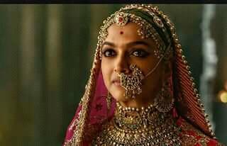 gazelleking's tweet photo. #PADMAVATİNOTALONE Deepika You Are Not Alone✋ We are with you✋ we are beside you🙏 @deepikapadukone #TURKEYWITHYOU https://t.co/jW15Wy48zR