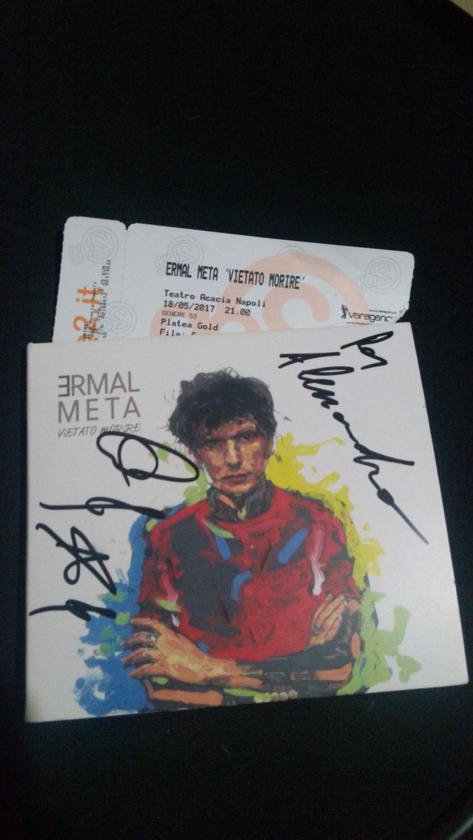 a_lessandra_a's tweet photo. Ricordi del #VietatoMorireTour @MetaErmal ❤️ https://t.co/10adW4JgjB