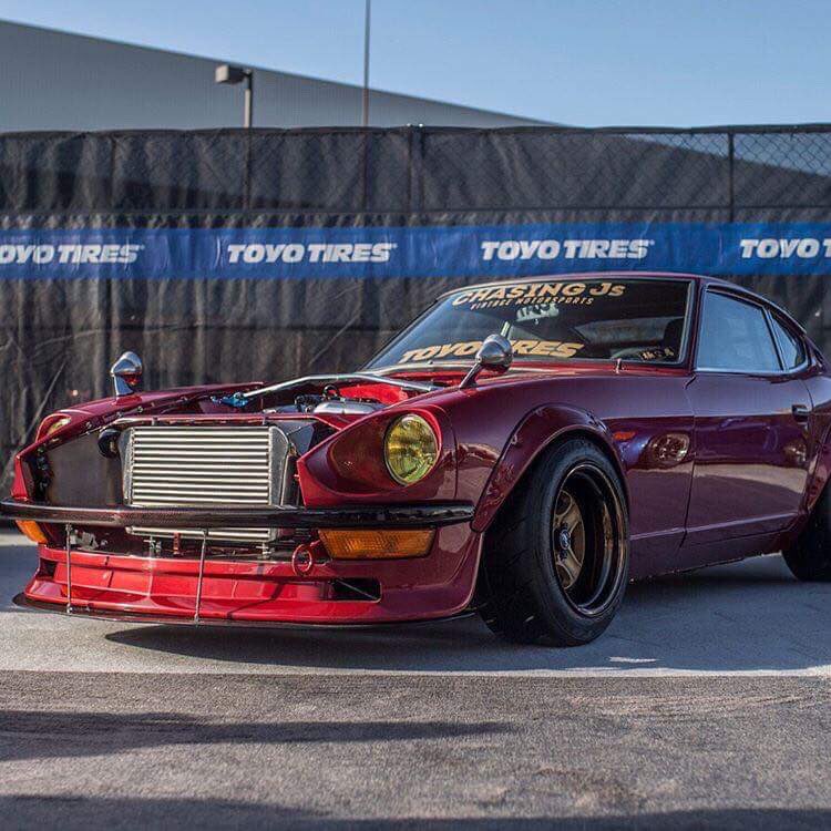 TurbologyLLC's tweet photo. The #ChasingJs #DBW #SR20 #240Z was another @SEMASHOW stand out for me. Pic: @thecharisculture
•
#turbology #chasingjs #nissan #datsun #s30 #fairlady #sr20det #turbo #restomod #sema2017 https://t.co/N7K9ClsQ7Y