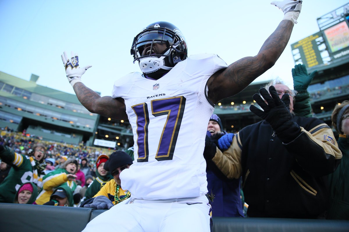 Ravens's tweet photo. First win at Green Bay. https://t.co/MIswmjEkZI