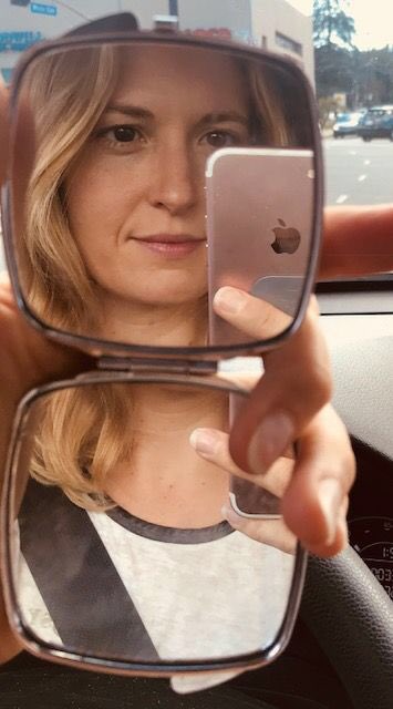 hotschoolme's tweet photo. Here's one of our Hot School Hotties @sentientsunami about to go into an audition! While makin sure her hair looks just right, she's catchin' a glimpse of herself in her compact and thinking #DAMNimhot !
#HotSchoolHot #HotSchoolMe https://t.co/SbmVnoPgRm