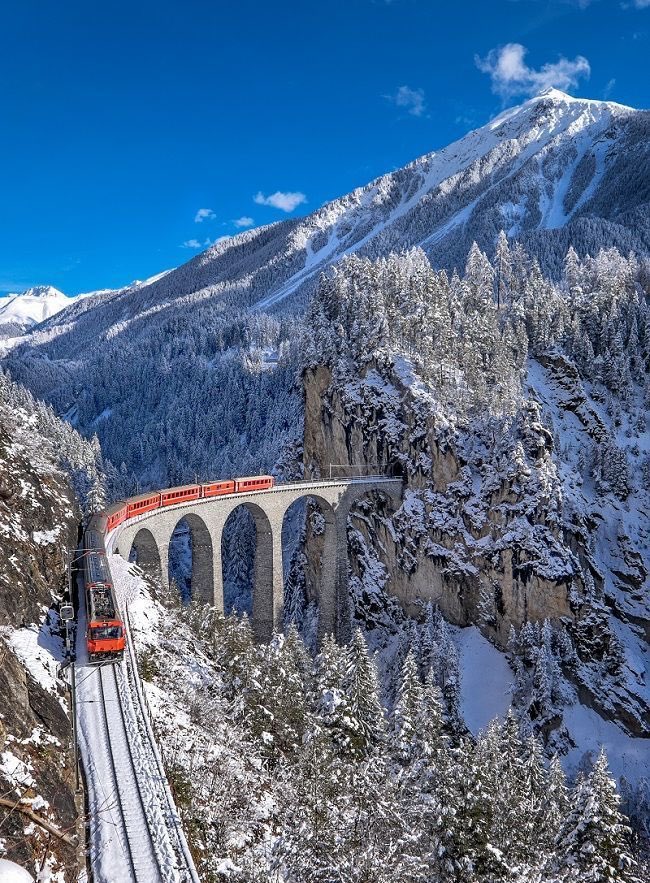 nico_gaia's tweet photo. Glacier Express 🇨🇭🇨🇭❄️❄️❄️ https://t.co/qkaOJYLRNz