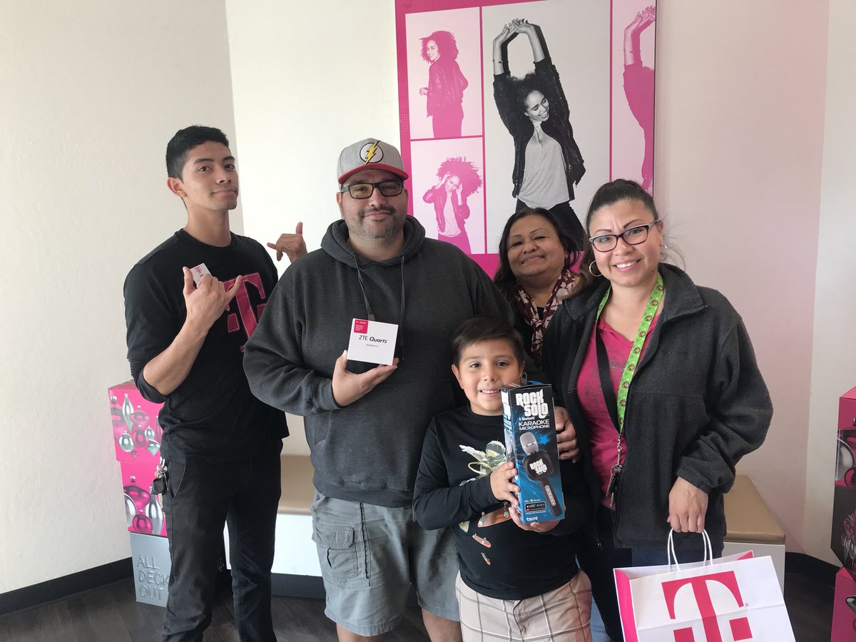 X97Turtle's tweet photo. This Little Rock star will be jamming out even harder while his parents enjoy their new phone and new watch. #gettingsiskywithit @MagentaGabe @JoeFromSisk @ZeekCarlos @isaac2691 https://t.co/hw6NMytF1J