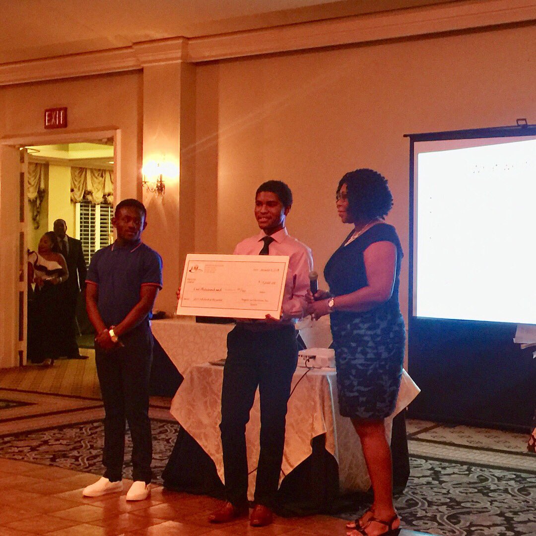 simemacorp's tweet photo. #BigWins 🤩 for Ghanaian Scholars in the U.S. and Ghana with $47,000 in scholarships awarded by @PIEHouston1 in the last 5 years! https://t.co/socpY6ymq0 https://t.co/tuIFmOJxr7
