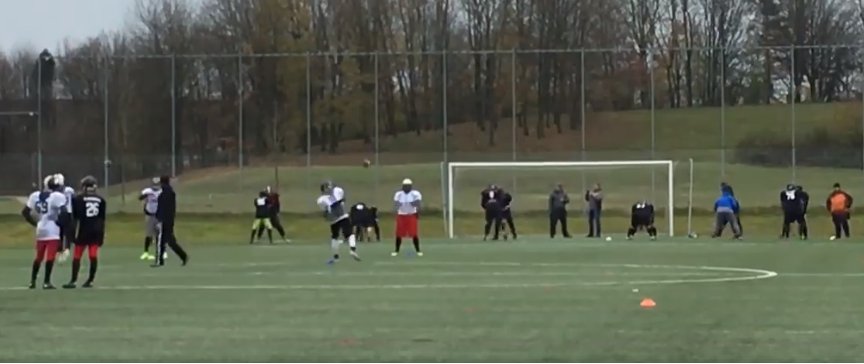 AMFBINEUR's tweet photo. Suttgart HS Champion Quarterback and Paso Robles native Chris Smith in full force at the @PlaymakersFootb camp in Germany Be ready for him Cali @UofR_Football @ChapmanSports @GoRedlands @Occidental @BearcatAthletic @QBR_Playmakers @N8Popp @playmakers_camp @annellesmith #gfl #HSFB https://t.co/IU4rluwMQ0