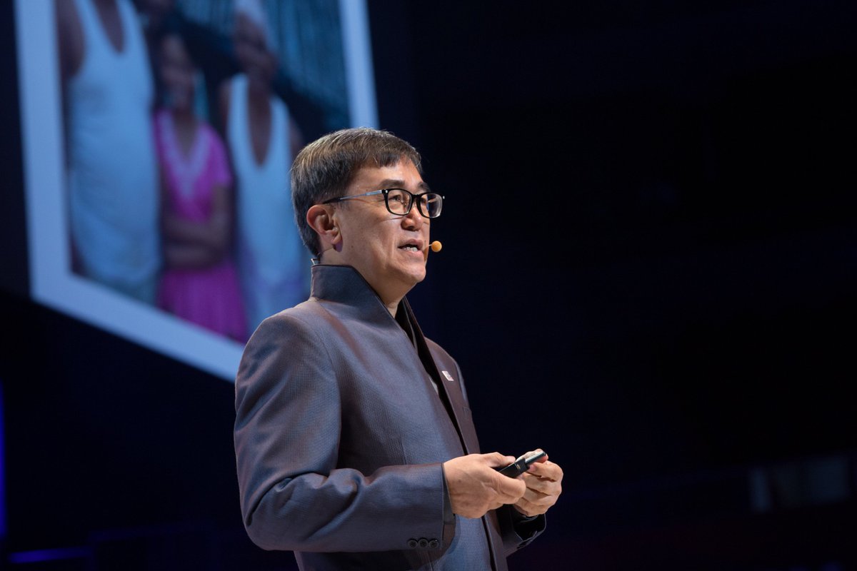 Rotary's tweet image. Did you know that 2.4 billion people still don’t have access to a toilet?  Meet #WorldToiletDay founder Jack Sim and see what Rotarians are doing to support the cause. on.rotary.org/2j8g5mT