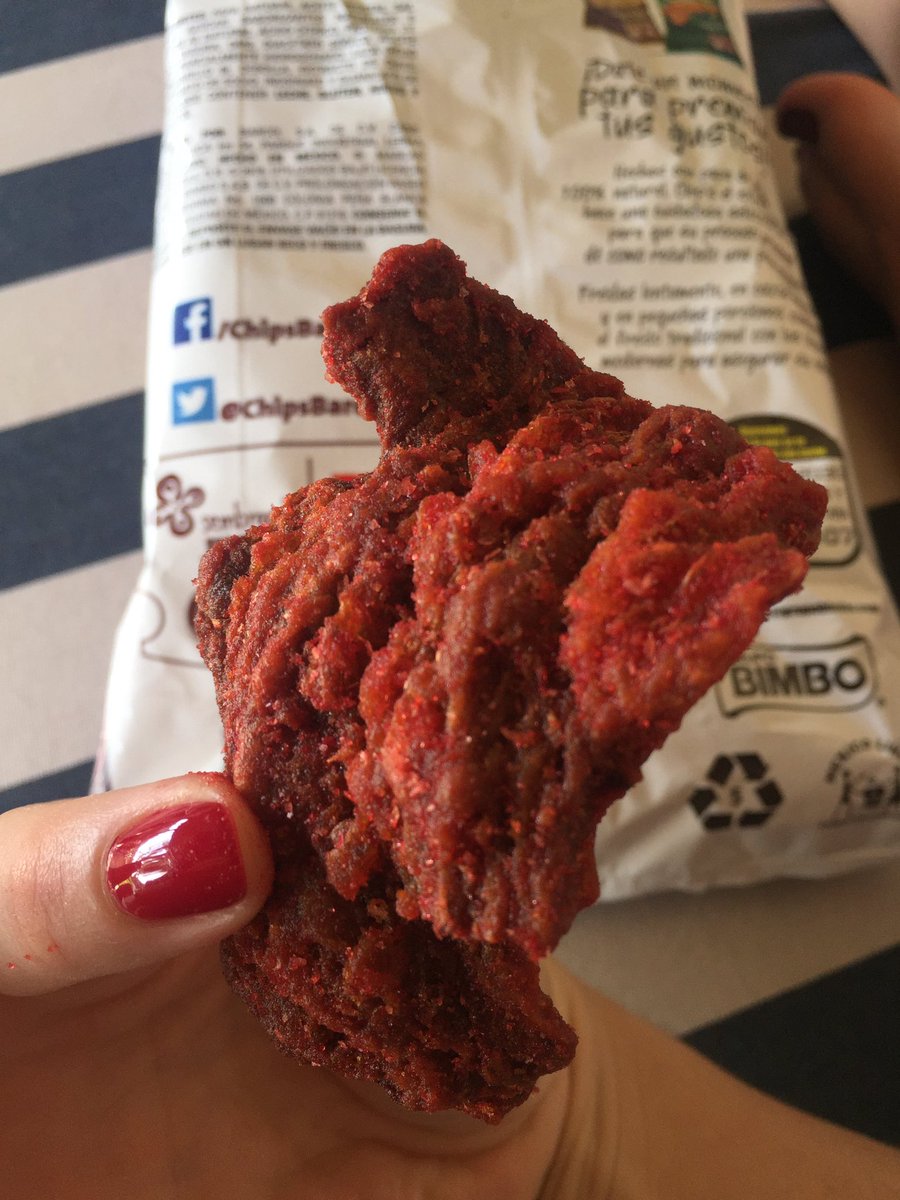 Increíble que esto haya aparecido en una bolsa de papas Chips 🤢🤢 <a href="/ChipsBarcel/">ChipsBarcel</a> <a href="/Profeco/">Profeco</a> donde está la salubridad?