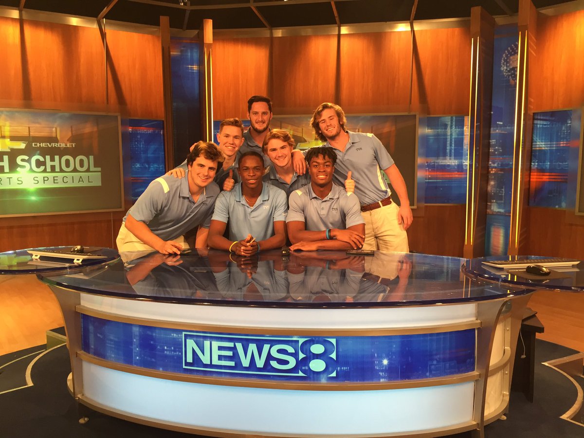_coachmattox's tweet photo. 11:00 tonight! Tune in! #regardless #spcchamps https://t.co/nplVHcfsYp