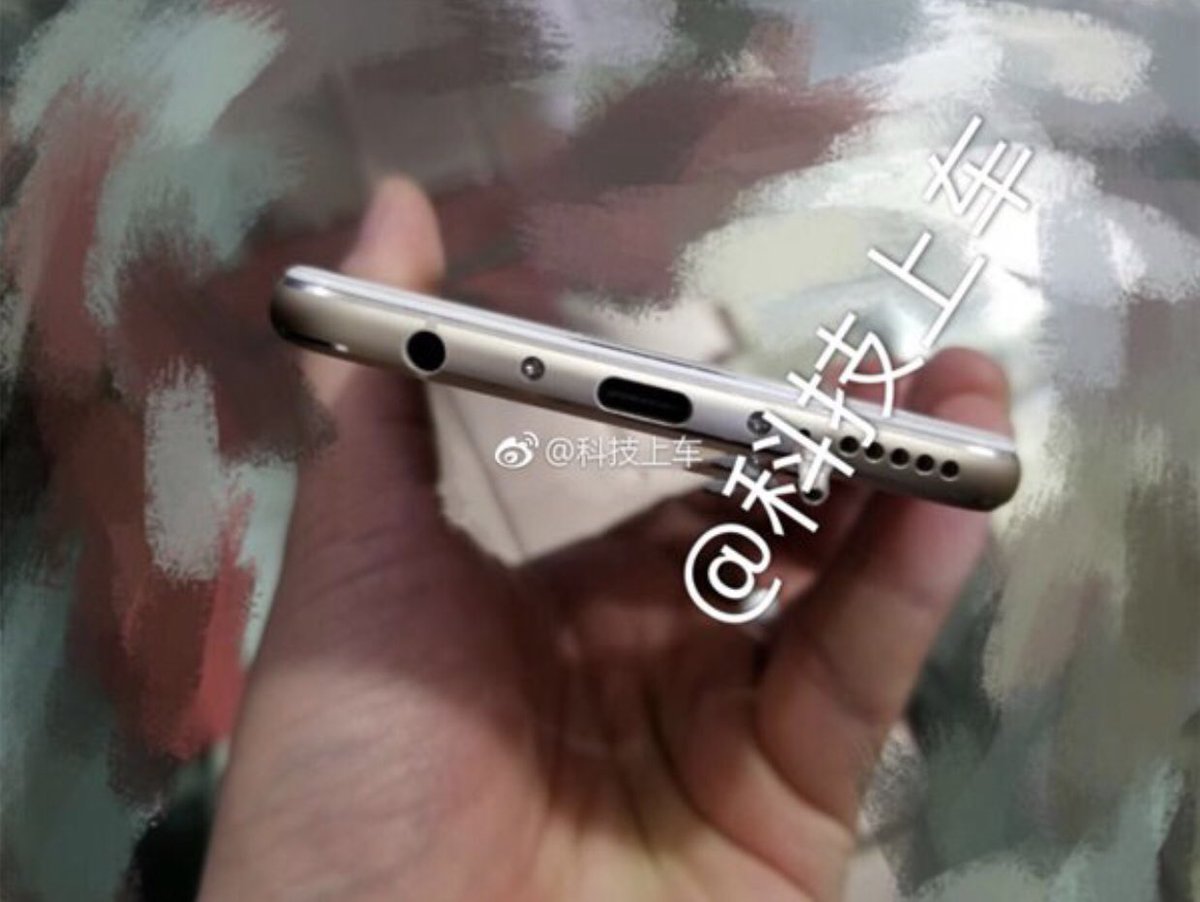 chrisPJ91's tweet photo. Se filtra el prosible diseño del Huawei P11 #Huawei #P11 #P11Plus https://t.co/2Ov3GOvNQe