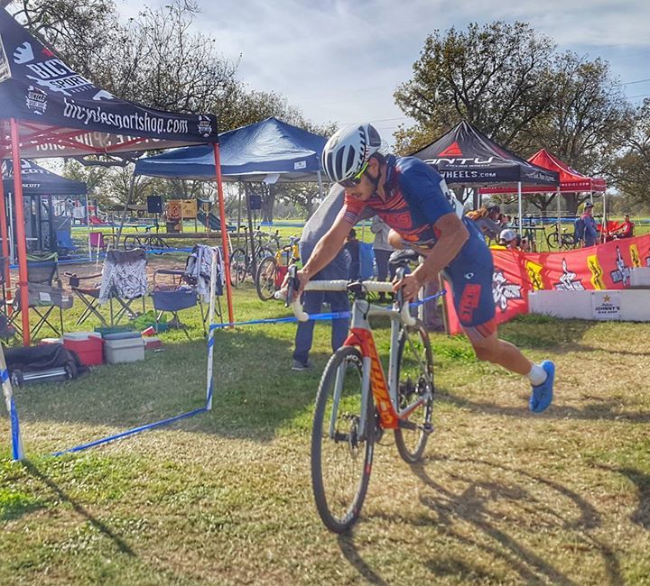 beagleracing's tweet photo. Yesterday we had Lucha Libre, today we had a Colombian Pro, @riveros.fernando87 give us all lessons in humility! #txcx #BSSCX https://t.co/64nKUoXR9n