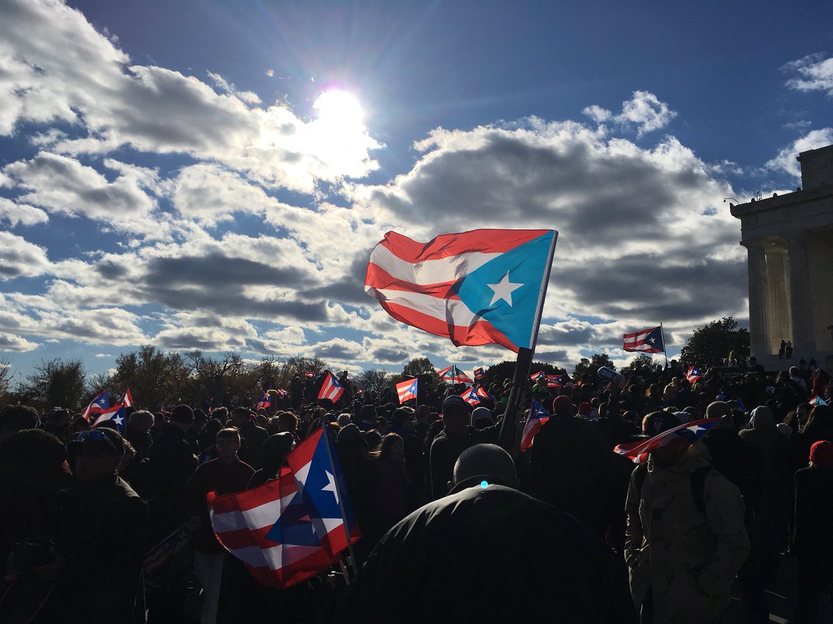 malika_eliza's tweet photo. Didnโt have a voice to yell today, but hope my whistle was loud enough! @Lin_Manuel #unitymarchforpr #whistlewhileyouwalk https://t.co/NOgKmz7UiD