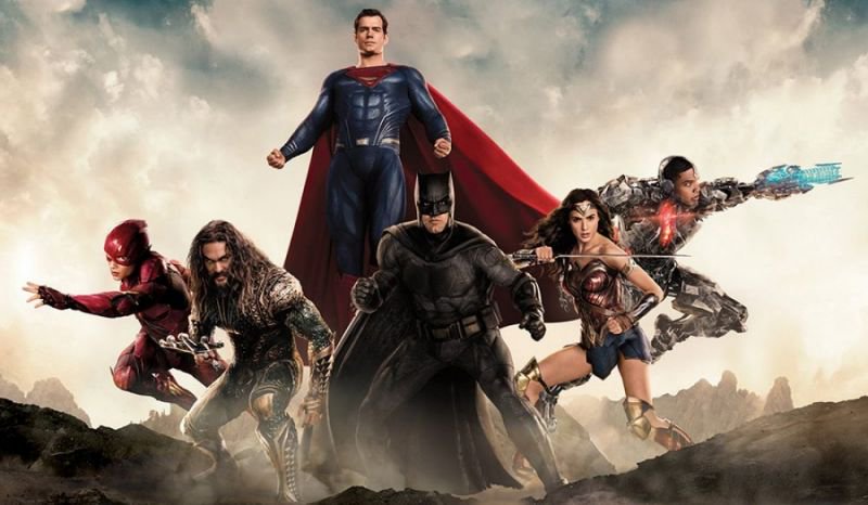 RoninGeist's tweet photo. #justiceleague finally a decent #dceu movie after #mos. doesn’t deserve the hate. at all. a dc comic book came to life. #supermanrules #henrycavill #dccomics https://t.co/9fdAJxz3aQ