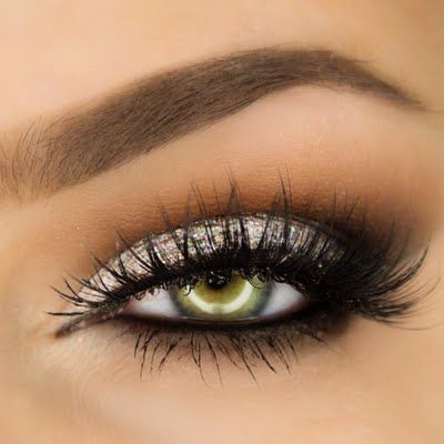 preendotme's tweet photo. Make your #eyes dazzle in this sparkly #bridal #eyelook of @linzlewsions. Steal her #eye #makeup with her #musthaves listed here. https://t.co/AKdazp9jdj https://t.co/LNHPFMRGrX