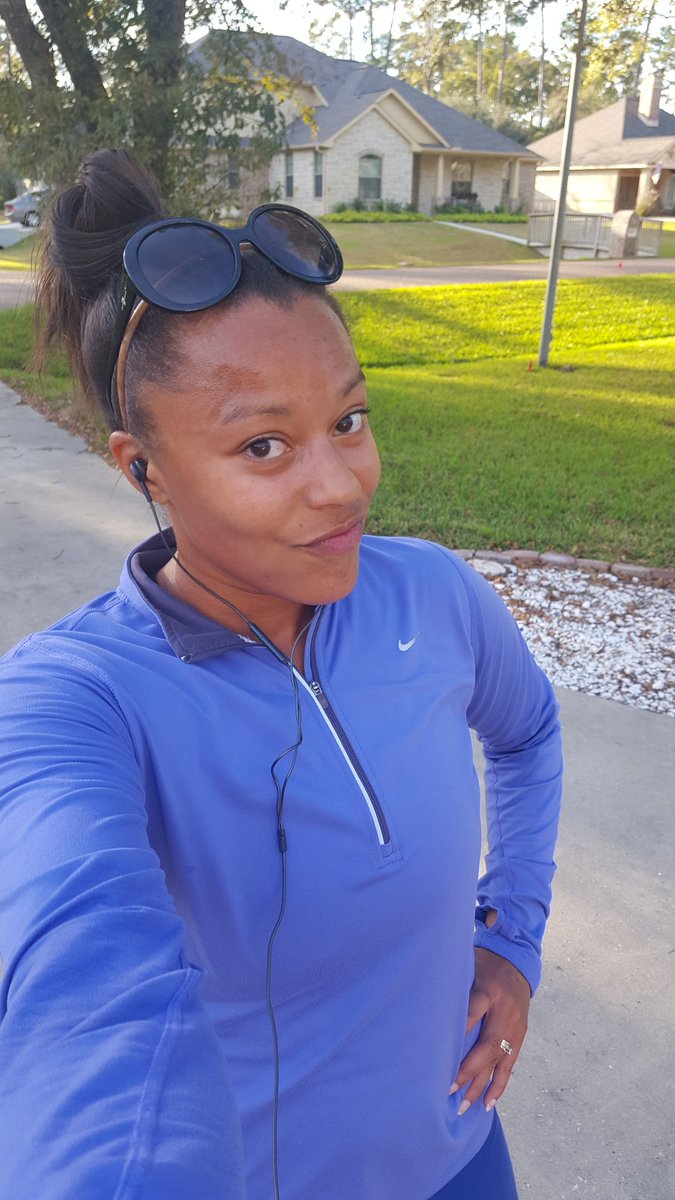 kcauley_pvms's tweet photo. Ran 3.3 miles. Average pace 8:34 per mile. I challenge all my girls to do the same. #itsOurseason⚽️ #turkeytrot #postyourpic #ChallengeSomeOne @soccer_conroe @Conroeathletics @katelynnsoccer8 @Aggie_32 https://t.co/DmJVGfkfW3