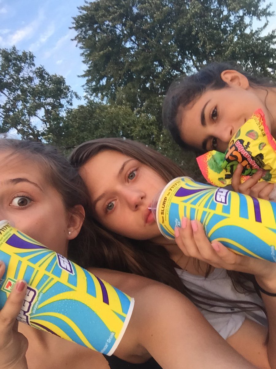 happy birthday to my bb 💓💓😻hope 16 is the best ILYSM 💋🎉<a href="/christina_sirbu/">christina sirbu</a>