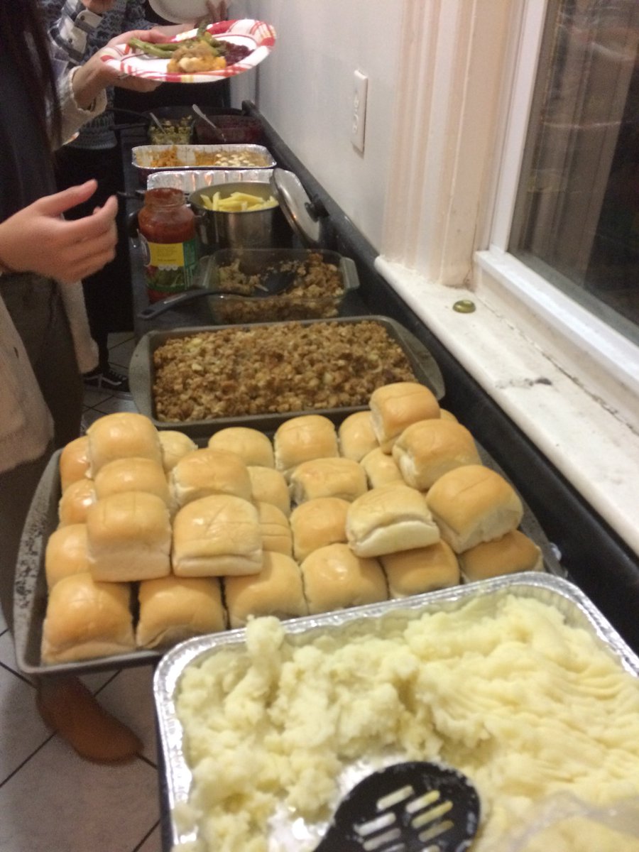 burunning's tweet image. BURC had fun at their annual Friendsgiving last night before break!! Happy Thanksgiving everyone 🐔 #gobblegobble