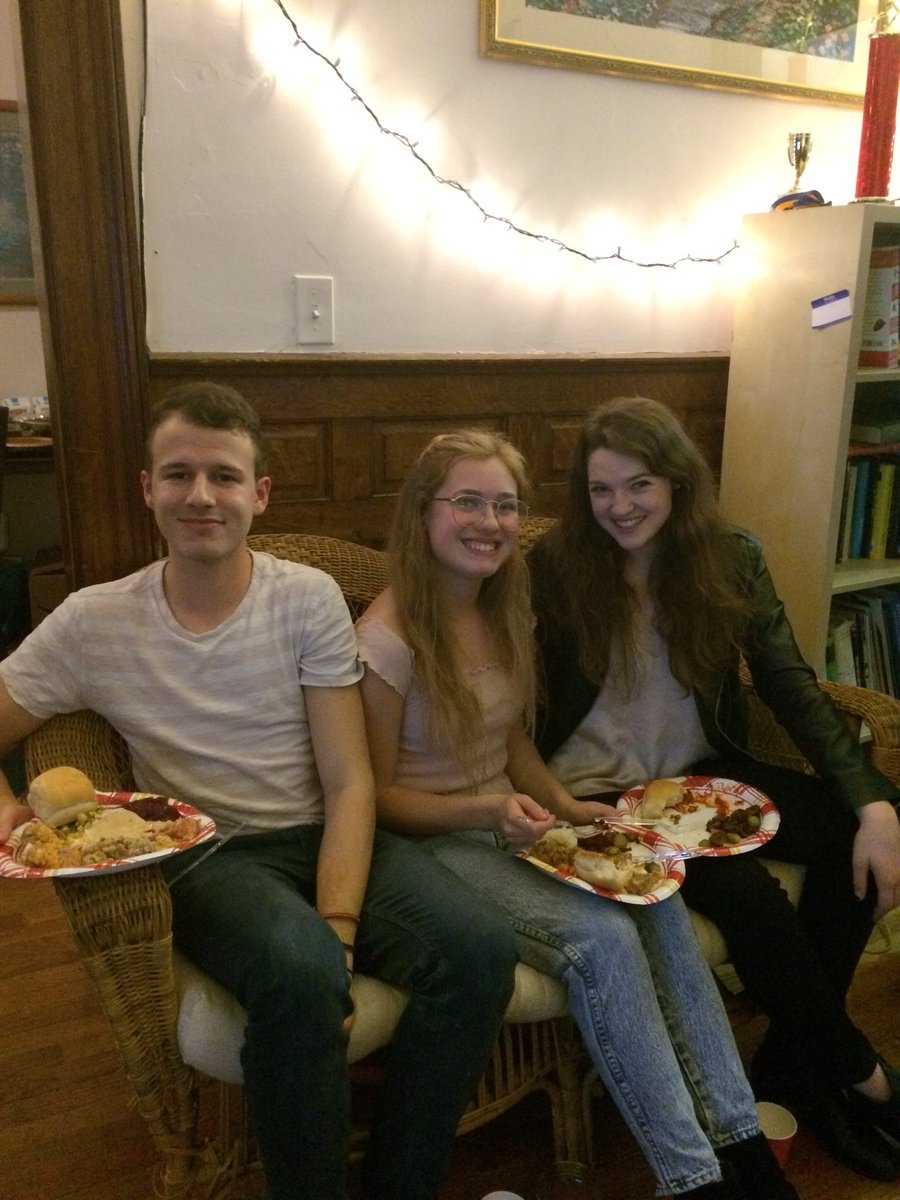 burunning's tweet image. BURC had fun at their annual Friendsgiving last night before break!! Happy Thanksgiving everyone 🐔 #gobblegobble