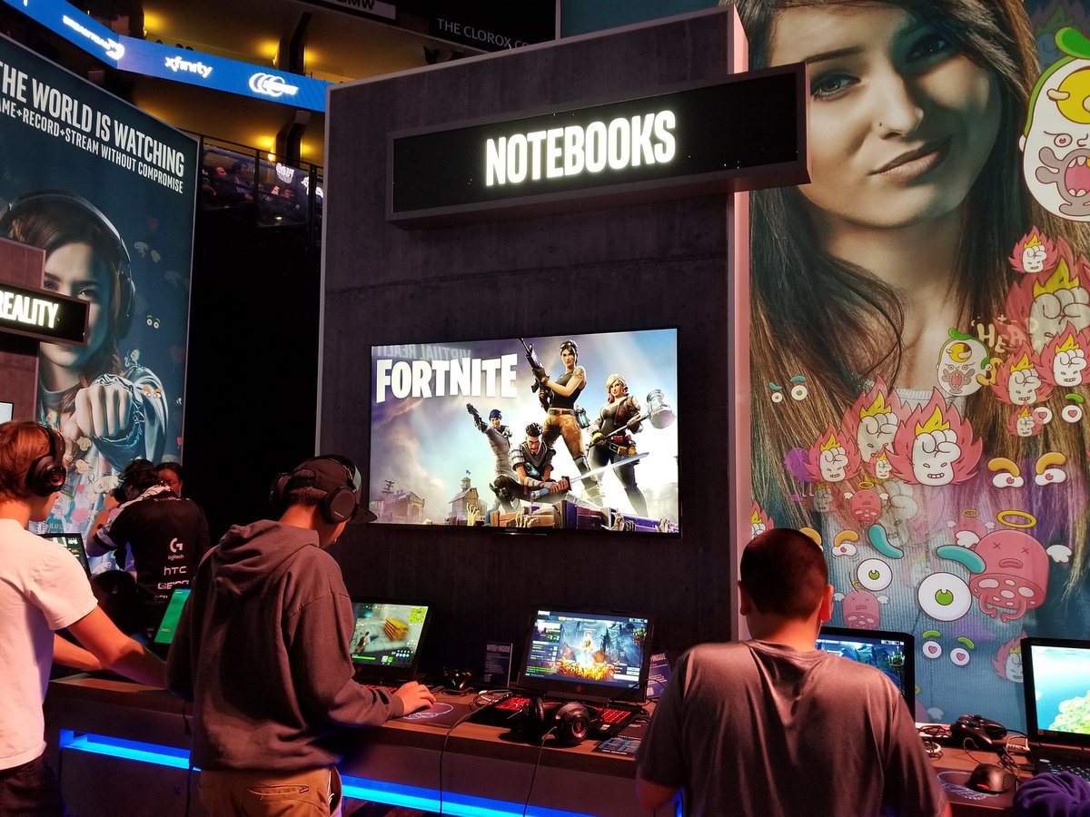 mitchlum's tweet image. Got some good love for @EpicGames  here at #IEMOakland #Fortnite #roborecall