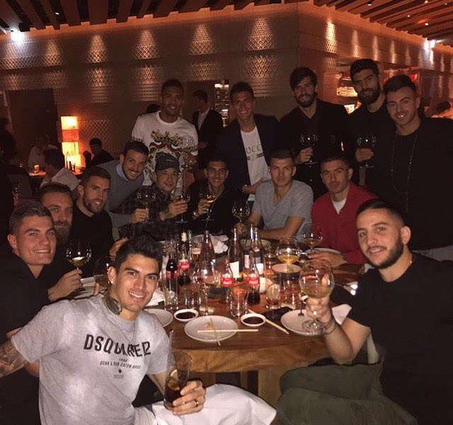 Il branco di lupi...❤️💛 <a href="/OfficialASRoma/">AS Roma</a>