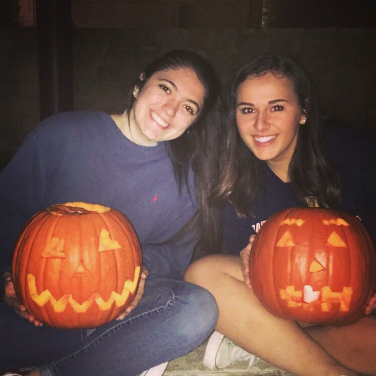 _nicolesherwood's tweet photo. Happy birthday @LandryStraw I hope you have the best day ever!!!!! https://t.co/LiB39MOzQZ