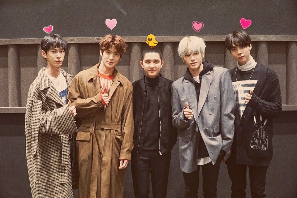 ksoosoftbot's tweet image. ♥ @weareoneEXO , #경수 ♥
♥ @NCTsmtown *ೃ༄