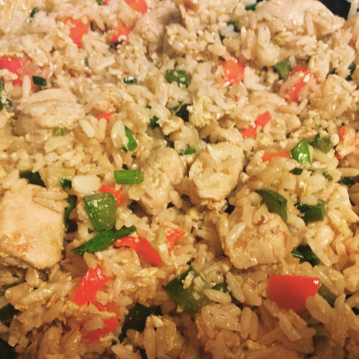 StilesCooking's tweet photo. Fried Rice #homecooking #foodporn #yum https://t.co/n5xagNQJrh