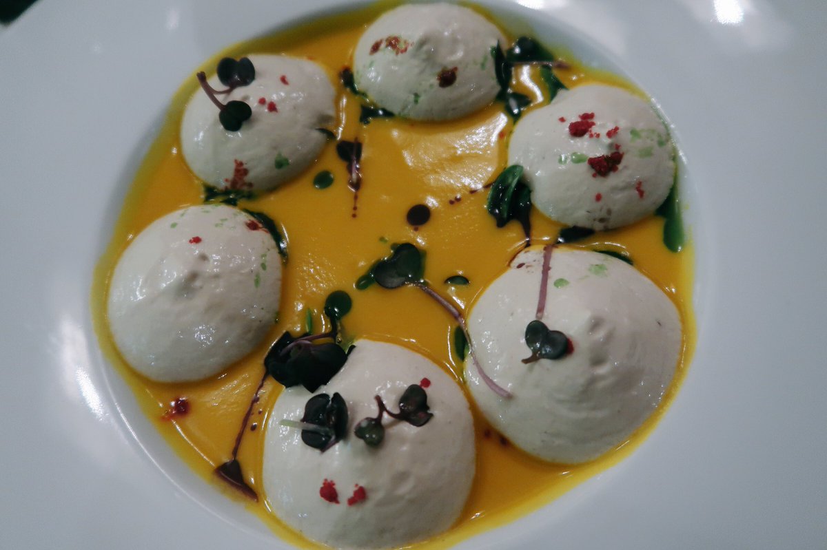 drmatthewhorkey's tweet photo. Pumpkin soup with coconut milk. Which wine would you pair with this? https://t.co/2TuAlttWIr