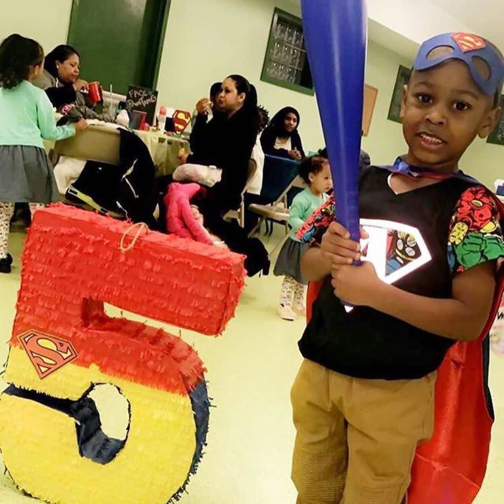 DesignH3Rstory's tweet image. 🗣Happy Big 5 Lil Dre!! 🎉
Check out @carbonblackdc for more of my super squad customs 😊
#corettacreatedit #customreflective #photoboothfun #birthdaypartygoals ift.tt/2AfvWek