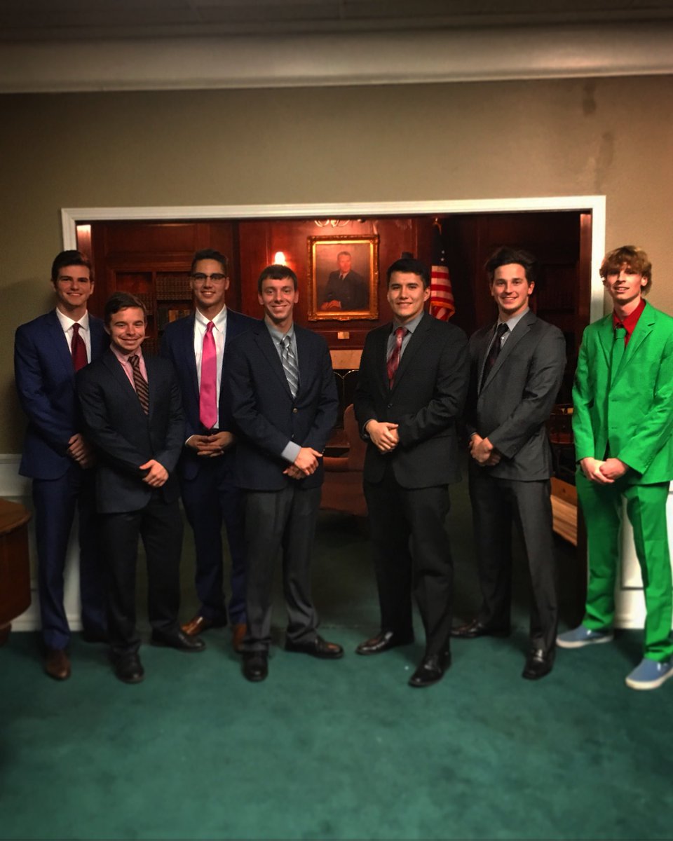 ouphipsi's tweet photo. Congratulations to our new Executive Board here at Oklahoma Alpha! Make us proud boys! #LEDN https://t.co/W5Bbr36bic