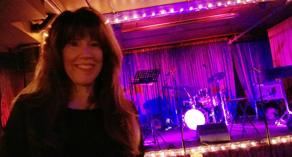 martimendenhall's tweet photo. Thanks so much @JackLondonRevue for hosting. I loved the crowd and the music! Thanks to my band and the choir. I am grateful! #PdxJazzSinger #MartiMendenhall #ChristmasJazz https://t.co/jRLRqhJHvG