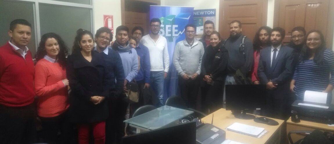 rusersgroup's tweet photo. ✔ ¡Finalizamos con éxito los módulos intensivos!
✴ Escuela de R-Estadística 3ra edición - 2017
Organizada por la Sociedad Ecuatoriana de Estadística y R Users Group - Ecuador @rusersgroup https://t.co/LFCqqBWgm3