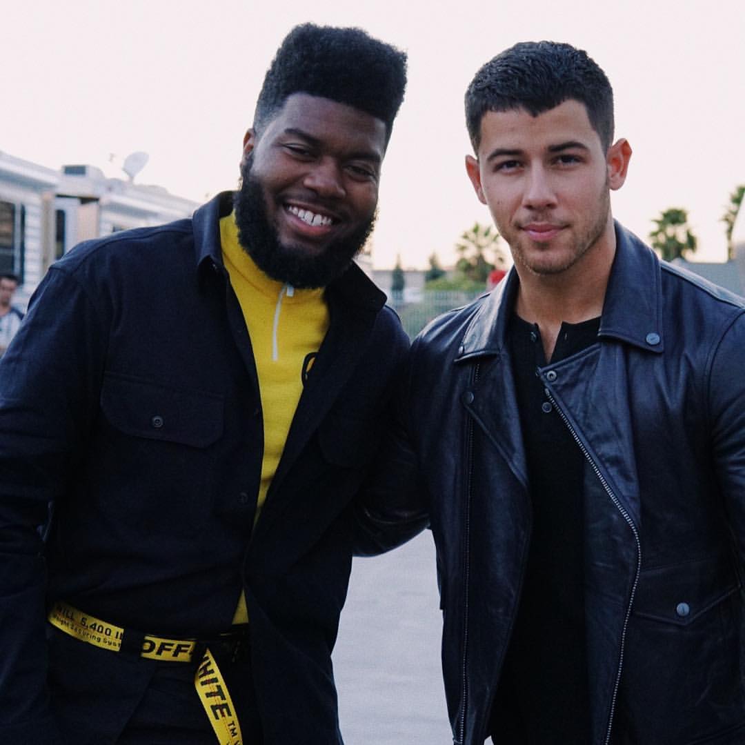 nickjonas's tweet photo. .@thegreatkhalid #AMAs https://t.co/53n4mm6OxN