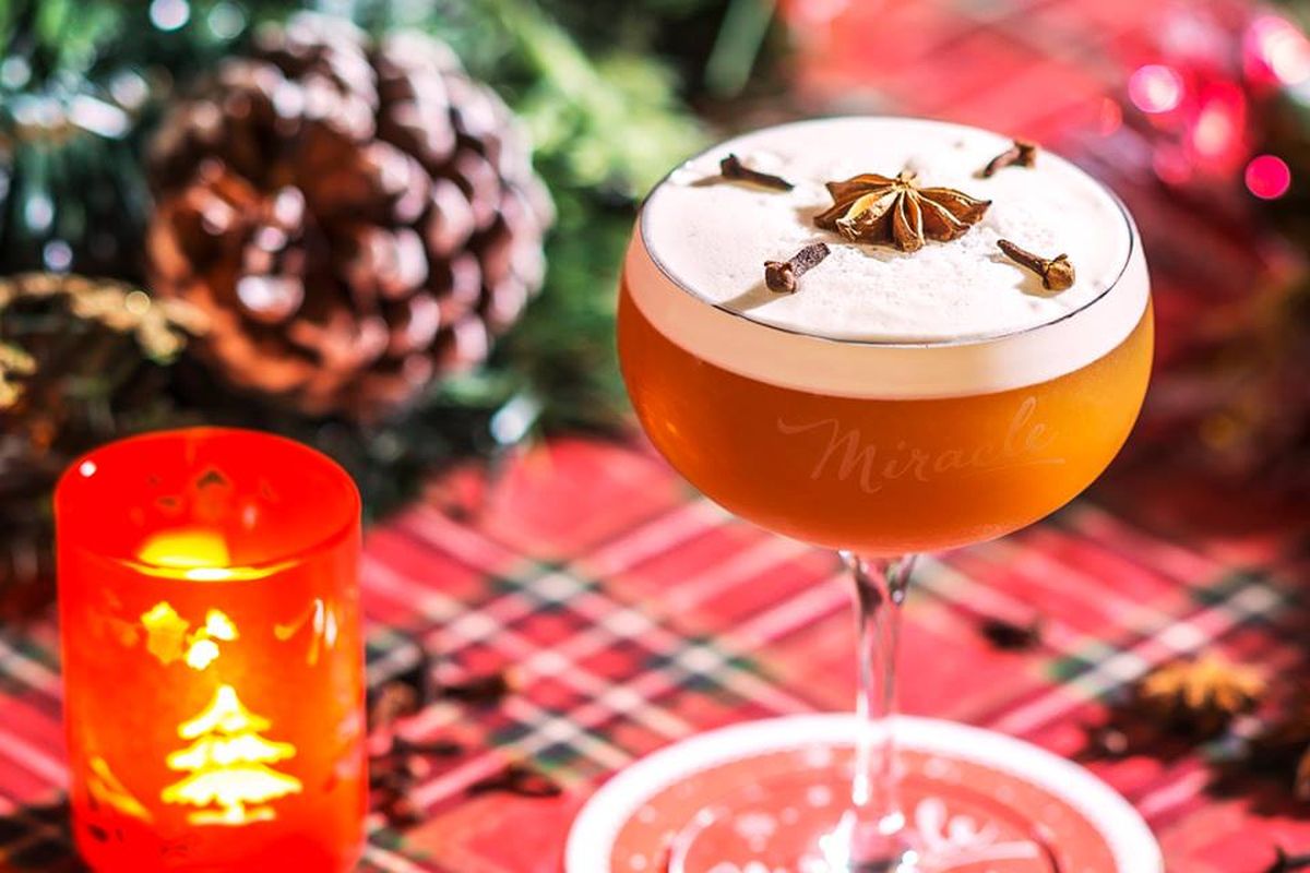 We are so excited for our Christmas pop-up taking place over the holiday season. Beginning the day after Thanksgiving, we are transforming into @MiracleOn30th and we will be celebrating w/ plenty of Christmas cocktails!