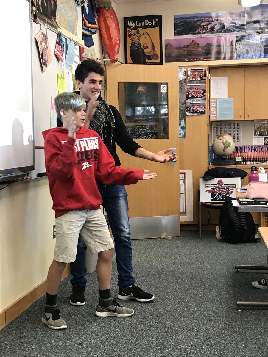 culpsclass's tweet photo. The World Cultures students loved learning first hand about Palestinian culture and life from this year’s Yes Exchange Student @ECAatState #InternationalEducationWeek #MiddleEast #Palestine https://t.co/zMFcwjKMkY