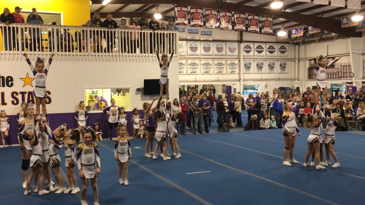 TaraMLloyd's tweet photo. Showcase today! Mini Madness nailed it! #CZAS #CheerZoneKY https://t.co/QstrxuvONs