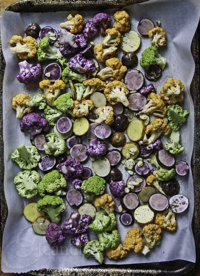 JeanettesHealth's tweet photo. This recipe for Roasted Rainbow Cauliflower Potatoes and Garlic is an easy side dish that can be made any night of the week. Made with purple, green and golden cauliflower, it’s elegant enough for company as a holiday side dish. 
https://t.co/UECWZGUvKx #recipe #Thanksgiving https://t.co/GBGIFKirKI