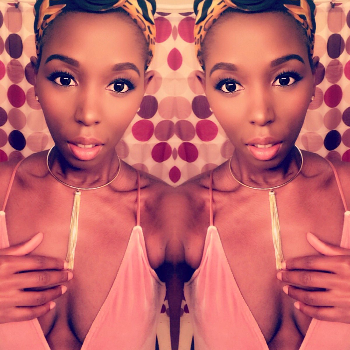 TiaraSevon's tweet photo. On weekends we play on makeup #FromCombatToContour👩🏿✈️💄 https://t.co/iYy2oUrpqR