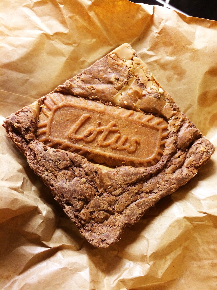 Honestly the best chocolate brownies on this planet...  <a href="/JLChocolates/">Jack Lewis Chocolate</a> you are a genius! #ChocolateHolic #brownies