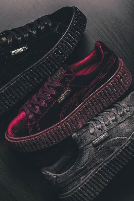 kingbelltorres's tweet photo. Rihanna's Puma x Fenty Suede Creepers (3 Colors) $129.95 
( https://t.co/zd10uCeozA ) https://t.co/g6UHcwoyKA