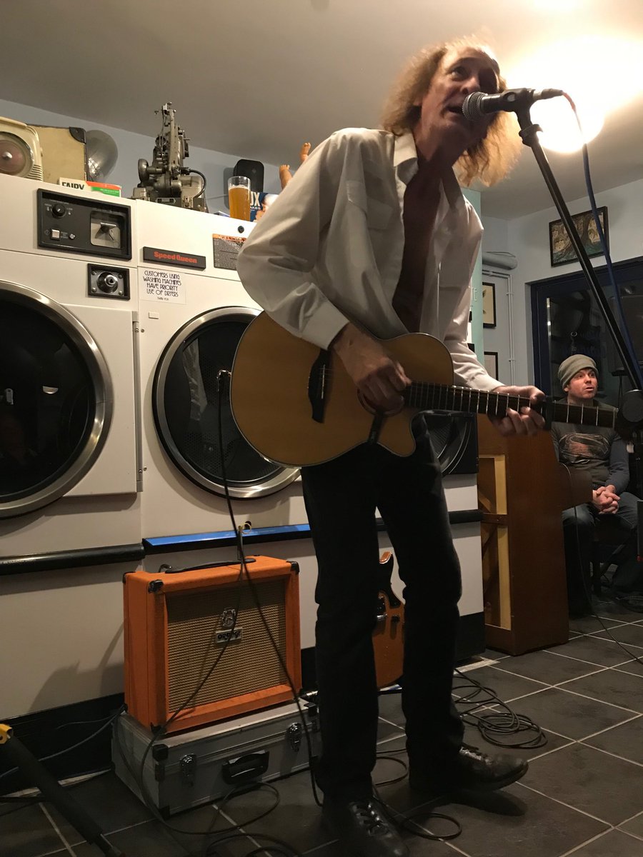 Alan_Patrickson's tweet photo. National Treasure @john_otway at @LaunderetteSess tonight. Amazing show.#corbabyi’manoap  #coathangerenvy https://t.co/ApTb0ux1Hc