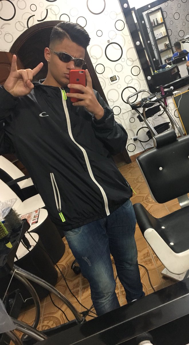 luizclss's tweet photo. Tá mec 💰👊🏻 https://t.co/8qjTLyTgPt