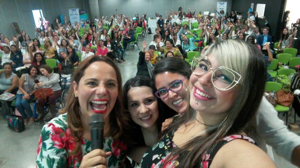 WEDColombia's tweet photo. FELIZ DÍA DE LA MUJER EMPRENDEDORA! 
Gracias al trabajo de ustedes hoy tenemos voz y somos más visibles. Sigamos trabajando juntas/os para lograr una mundo con igualdad de @Womenseday  @wendydiamond  #WEDColombia   #ChooseWOMEN #WomenWOW https://t.co/tiPANlwE3V