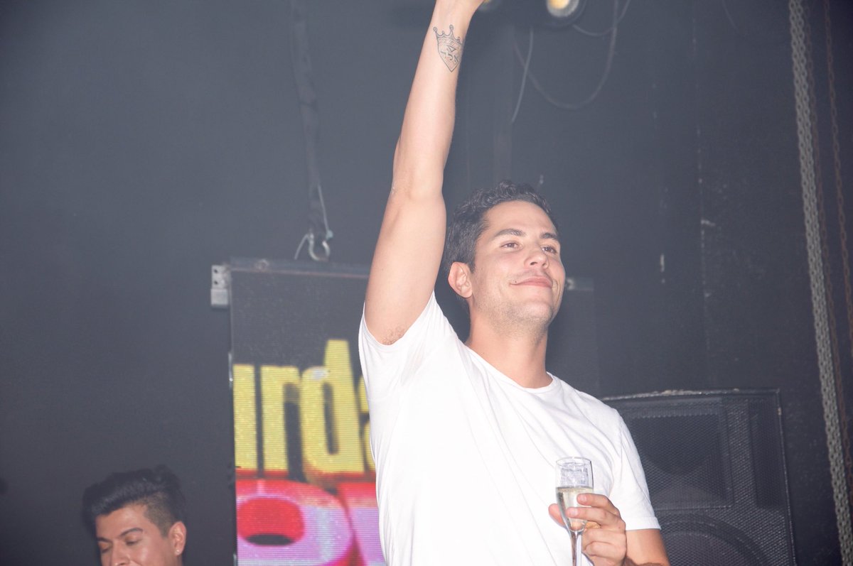 revistaboysmx's tweet photo. @christiancha en el #DoceAniversario de @HibridoNightC
Un #SaturdayPop de celebración total. Hibrido a full y hoy la fiesta continúa. https://t.co/hXgLMFGqWh