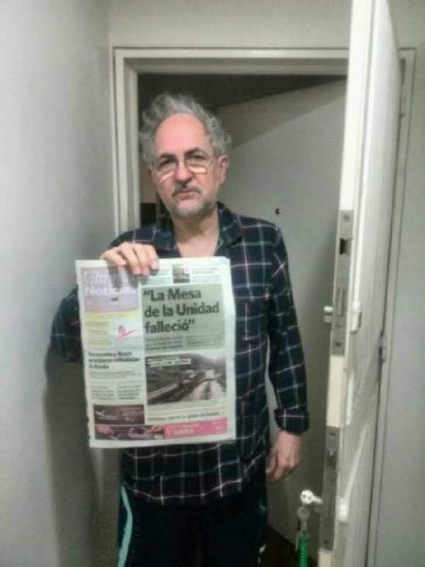 leannysanchez's tweet photo. Ledezma cruzó la frontera porque le dijo a los guardias que va grabar el segundo capitulo de los MONSTER!! https://t.co/krHl9gtuqG