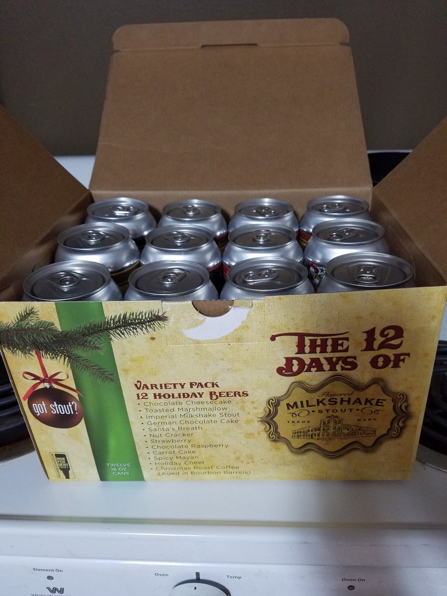 danieberg's tweet photo. Let the merriment begin 🎄🎄🎄🍻🍻🍻 #12daysofmilkshake @Rochmillsbeerco https://t.co/rCMff2MTr2